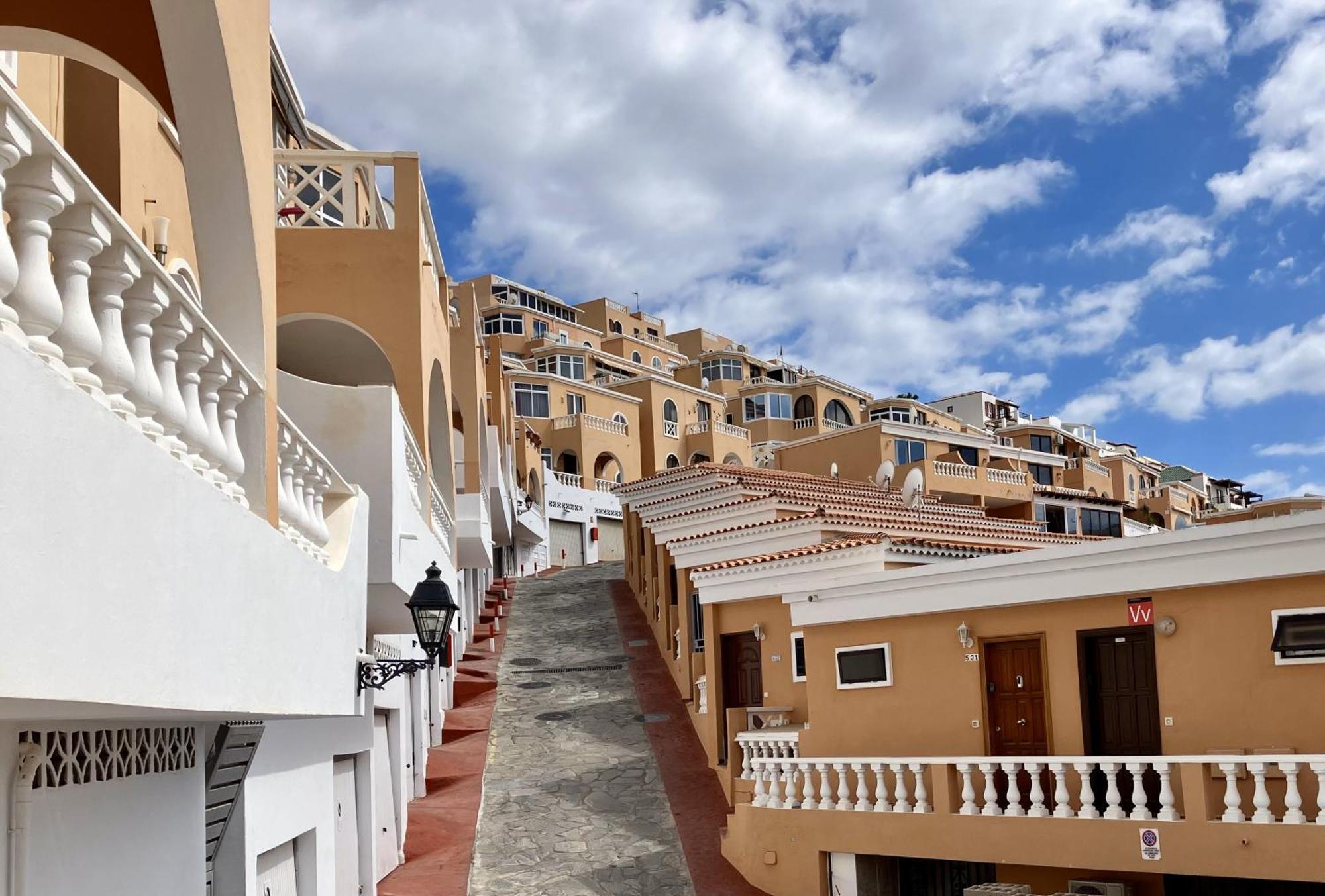 Costa Adeje - Modern Apartment With Terrace Views Of Ocean & Sunset Екстериор снимка