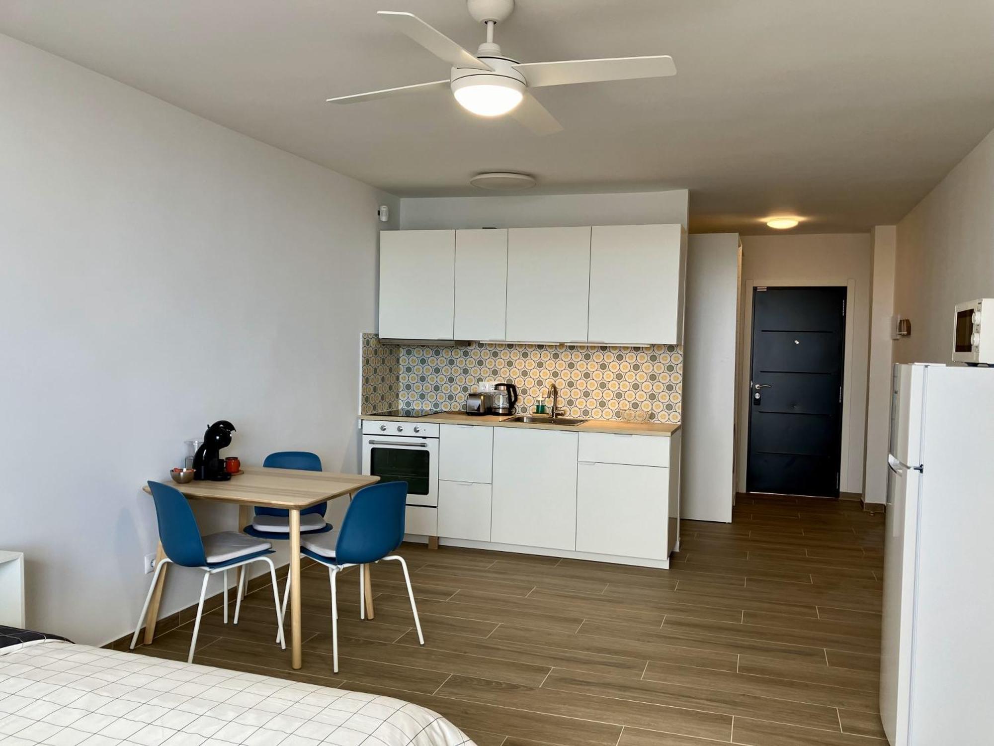 Costa Adeje - Modern Apartment With Terrace Views Of Ocean & Sunset Екстериор снимка