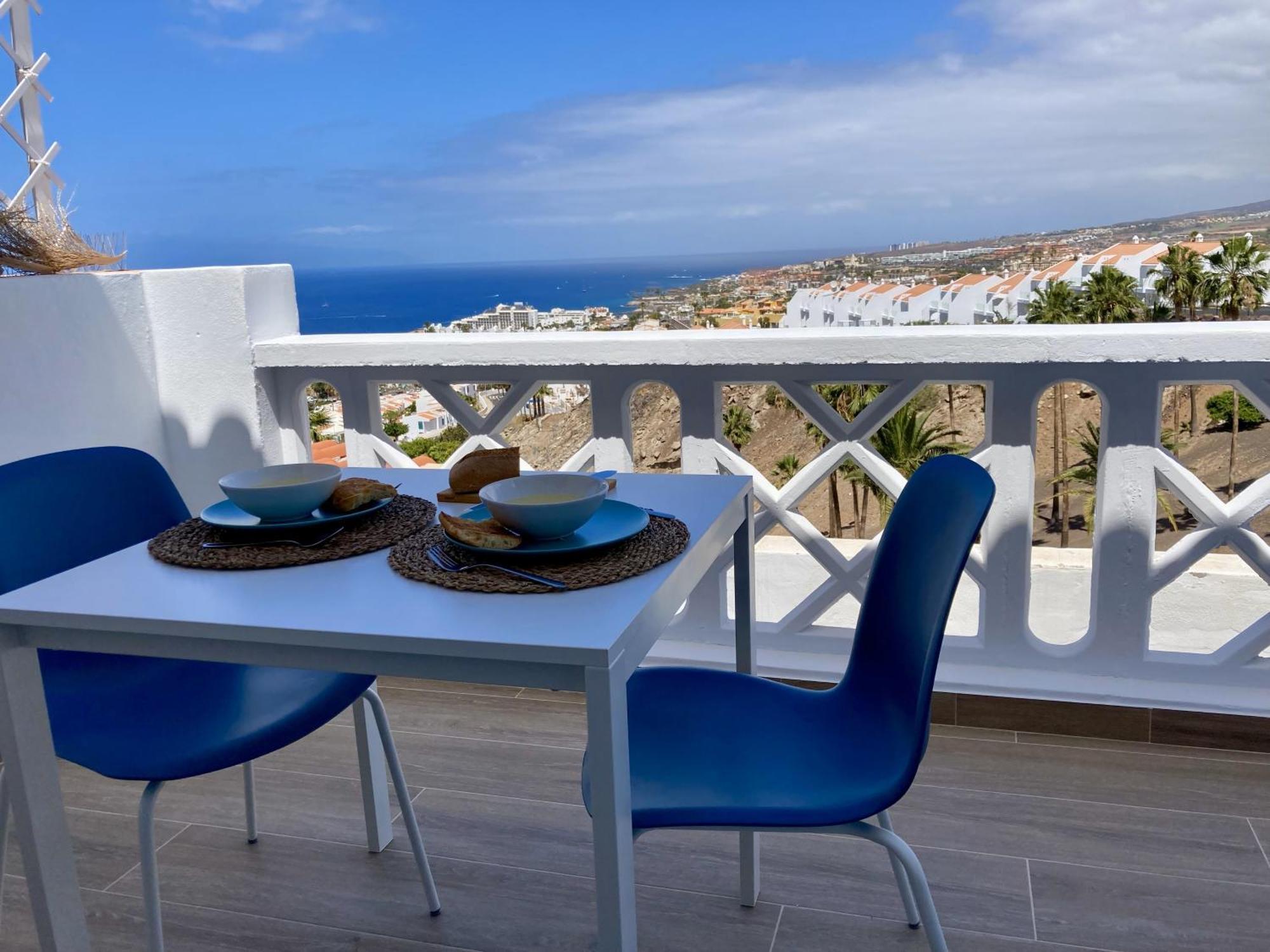 Costa Adeje - Modern Apartment With Terrace Views Of Ocean & Sunset Екстериор снимка