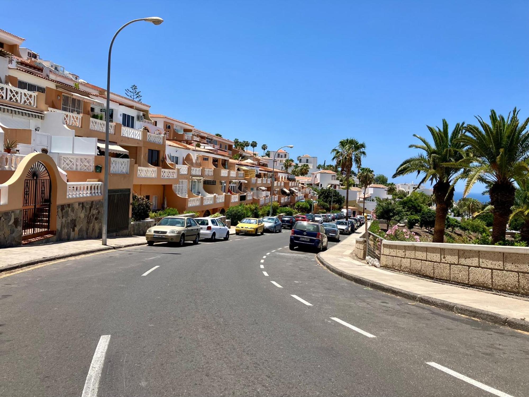Costa Adeje - Modern Apartment With Terrace Views Of Ocean & Sunset Екстериор снимка